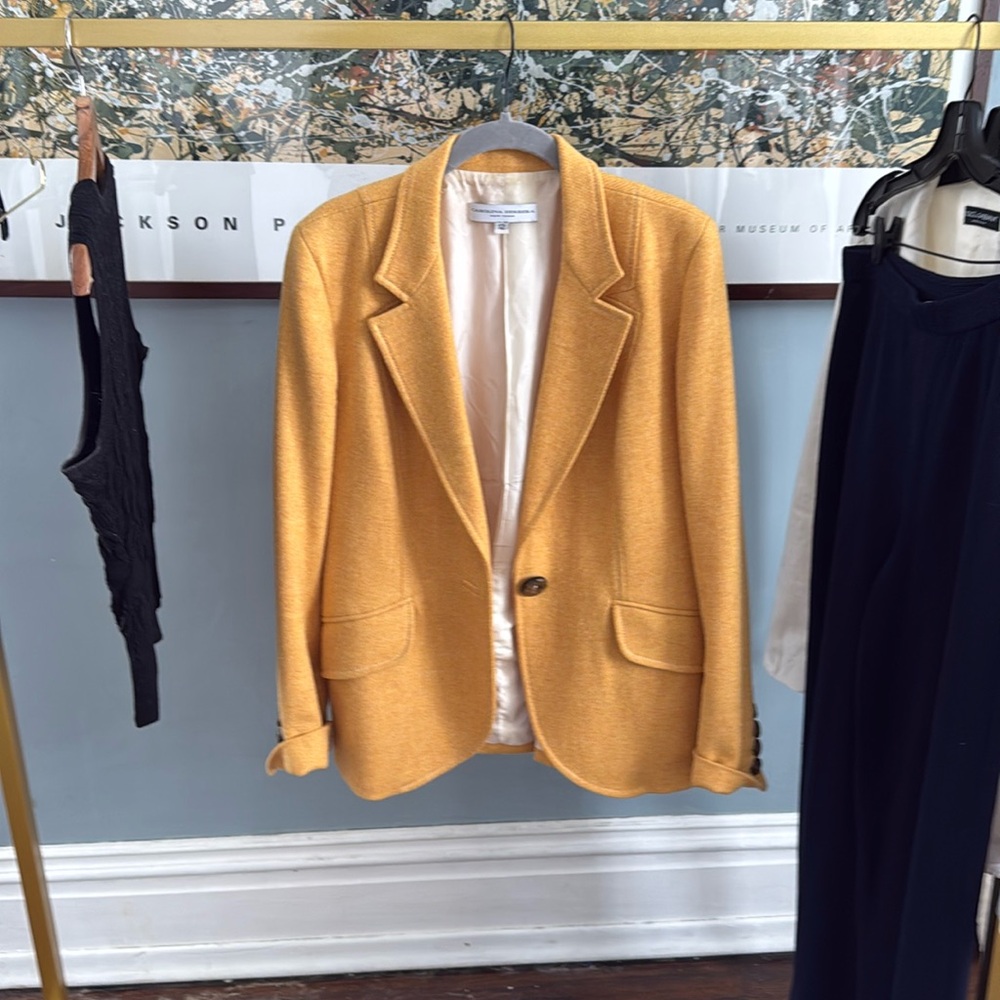 Carolina Herrera blazer size 12